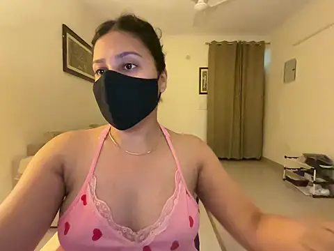 Anna girl22 online show from 07-22-26, 02:31