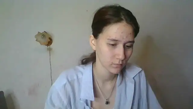 Snapshot of NickiKisinger chatting on 05-20-26, 07:14 NickiKisinger online show from 05-20-26, 07:14