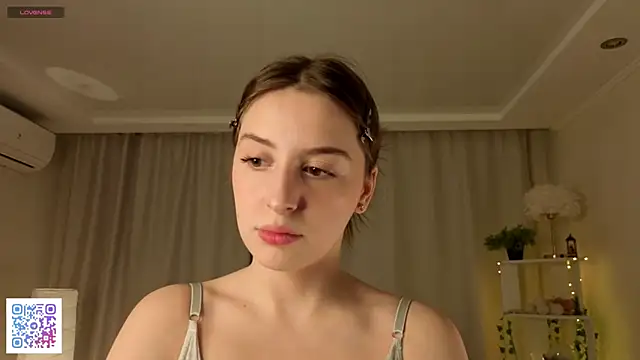 LeanneDinkle online show from 02-28-26, 04:57