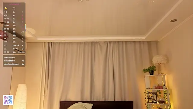 LeanneDinkle online show from 04-05-26, 04:09