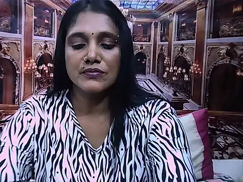 Snapshot of IndianSexyLady20 chatting on 03-21-26, 08:30 IndianSexyLady20 online show from 03-21-26, 08:30