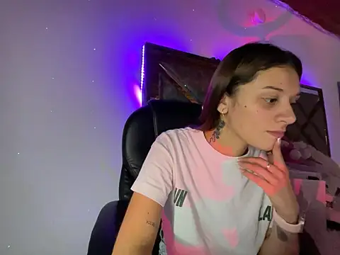 alison parkerr26 online show from 02-02-26, 05:33