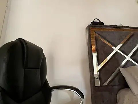 alison parkerr26 online show from 02-04-26, 06:03