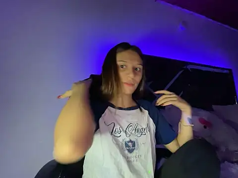 alison parkerr26 online show from 02-07-26, 03:32