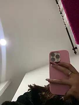 alison parkerr26 online show from 03-07-26, 03:36