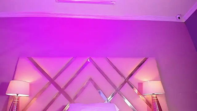 KiaraEverly online show from 02-04-26, 02:12