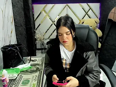  EmilySquirt online show from 03-04-26, 01:28