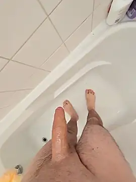 Anonymequebec online show from 03-04-26, 02:45