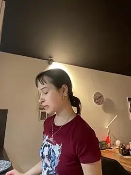 Just-Lilly online show from 04-19-26, 06:10