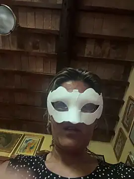 missgirl88 online show from 04-20-26, 07:00