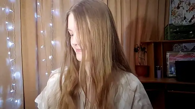 Snapshot of TaliaBerks chatting on 02-06-26, 12:19 TaliaBerks online show from 02-06-26, 12:19