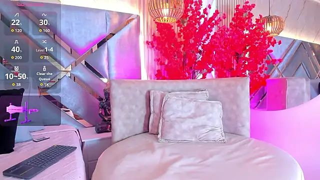 Snapshot of EmmaLovve chatting on 02-20-26, 02:52 EmmaLovve online show from 02-20-26, 02:52