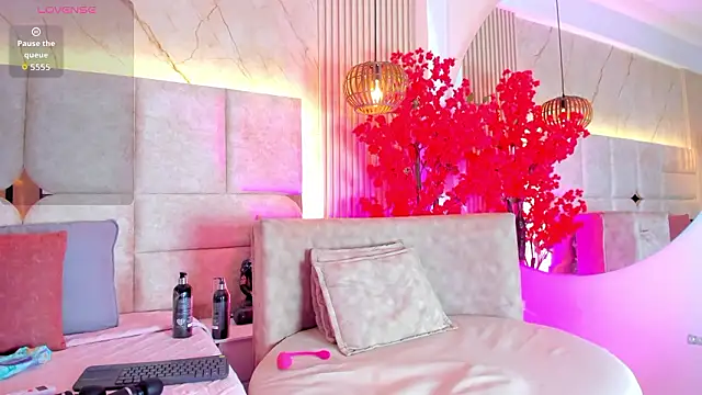 EmmaLovve online show from 03-27-26, 02:39