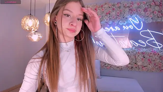 IsabellaMorettiX online show from 03-08-26, 03:43