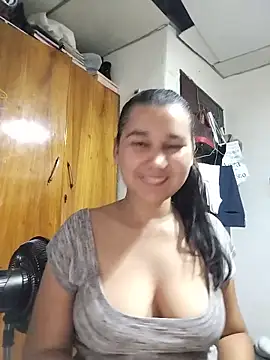 Snapshot of Merliah_1 chatting on 06-22-26, 04:59 Merliah 1 online show from 06-22-26, 04:59