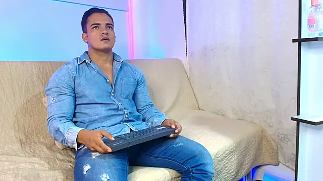 jhon nicolas online show from 06-07-26, 08:45