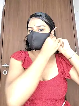 Snapshot of Alix_cuti chatting on 04-24-26, 04:42 Alix cuti online show from 04-24-26, 04:42