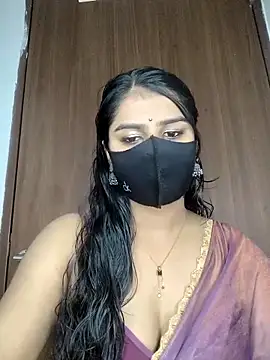 Snapshot of Alix_cuti chatting on 05-01-26, 06:56 Alix cuti online show from 05-01-26, 06:56