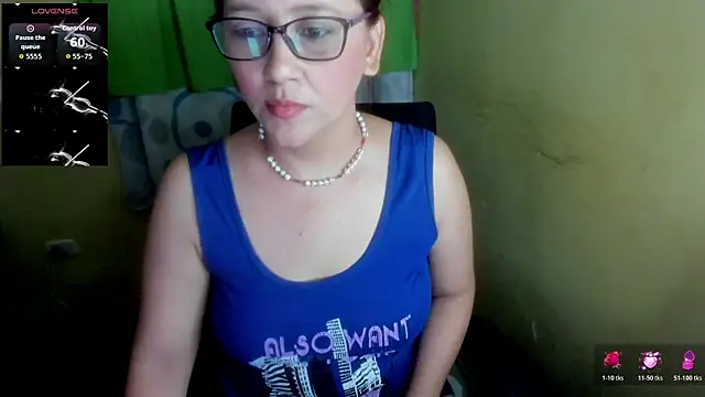 LuciaMiilf online show from 06-22-26, 10:07