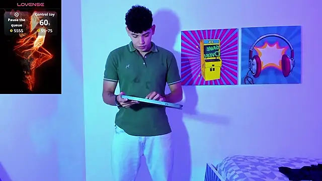 justin payn14 online show from 02-10-26, 07:07