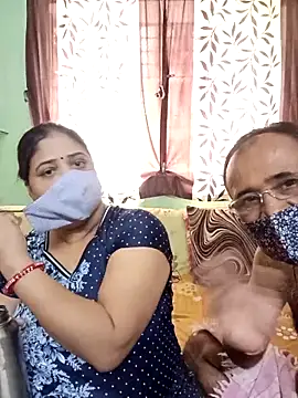 HoneyHush online show from 02-18-26, 06:09