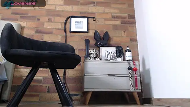 Girl Bondage online show from 03-09-26, 12:53