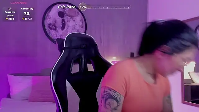 charlottee27  online show from 06-13-26, 01:58