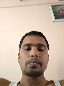 Mumbai handsom92 online show from 03-12-26, 04:51