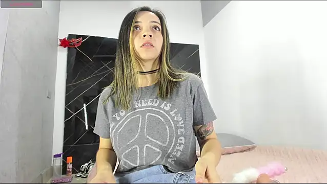 Ana-Spencer online show from 02-14-26, 11:07