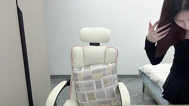 DYyyyyy-- online show from 02-12-26, 12:11