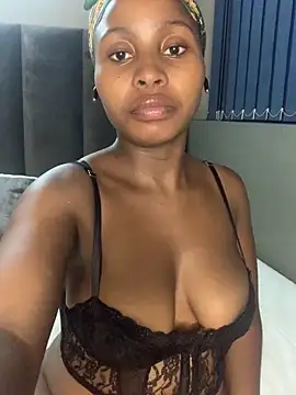 SexyLaylahx online show from 02-06-26, 01:32