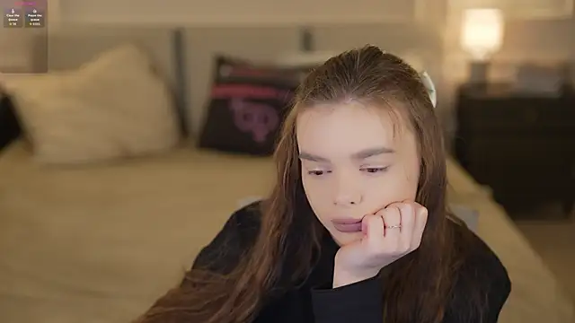 Zlata Sky online show from 11-26-25, 03:46