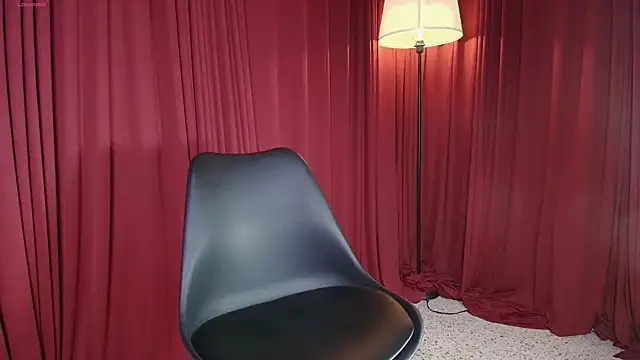 Sharlotte  1 online show from 05-11-26, 02:45