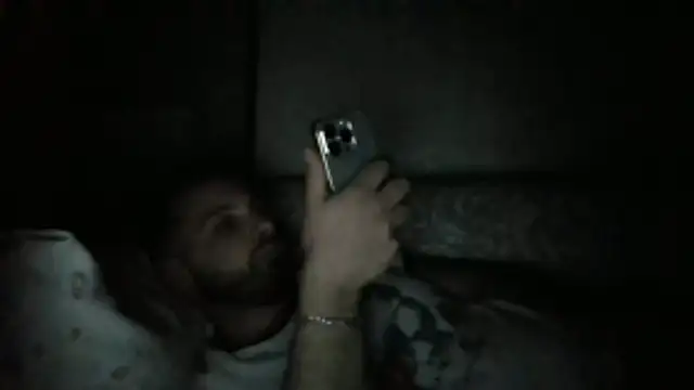 Snapshot of no-name15 chatting on 05-10-26, 12:38 no-name15 online show from 05-10-26, 12:38