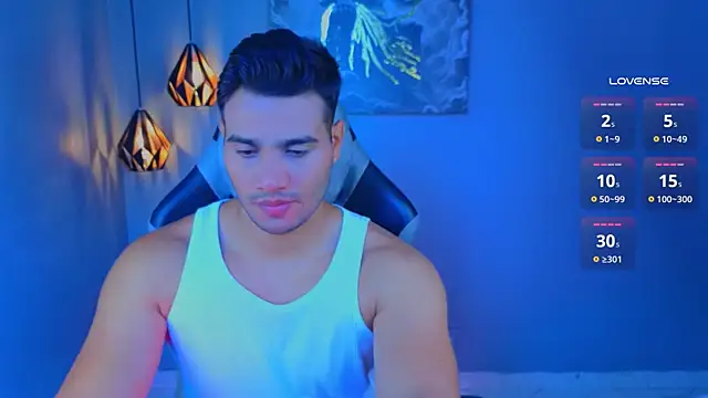 AndresRodriguez1 online show from 04-01-26, 12:39