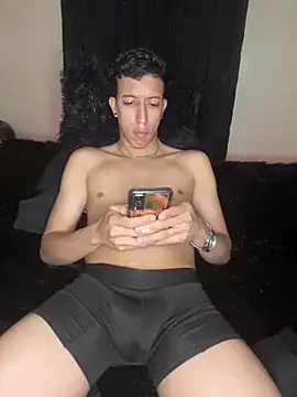 Sebastian Villamarin online show from 02-05-26, 04:06