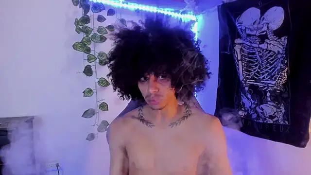 Aaron Hopper online show from 02-25-26, 01:21