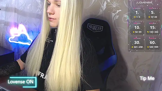 Shiny Victoria online show from 03-14-26, 09:04