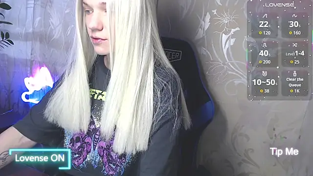Snapshot of Shiny_Victoria chatting on 05-09-26, 08:19 Shiny Victoria online show from 05-09-26, 08:19