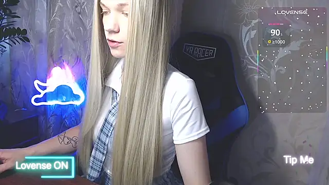 Shiny Victoria online show from 06-27-26, 08:30