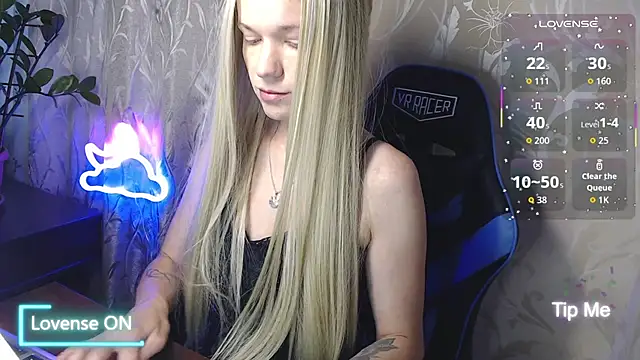 Shiny Victoria online show from 07-24-26, 07:28