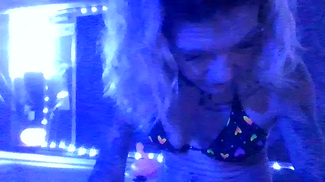 Snapshot of CrystalMaria8 chatting on 07-21-26, 07:11 CrystalMaria8 online show from 07-21-26, 07:11