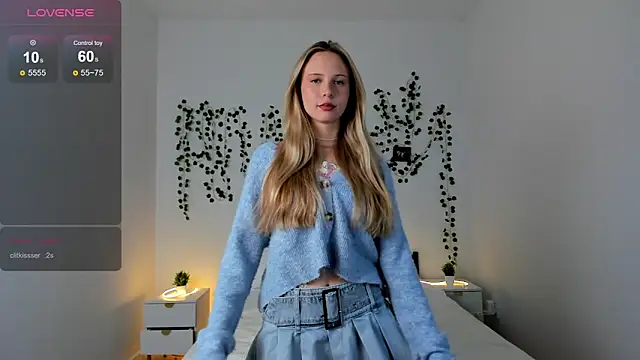 EllyMartinez online show from 02-05-26, 04:22