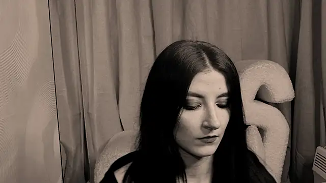 NicoleLuxe online show from 03-29-26, 05:02