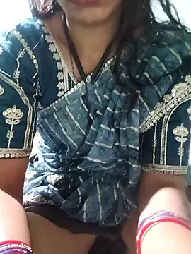 Royal hotti0011 online show from 03-08-26, 09:35