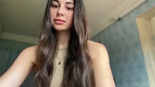 Snapshot of LiluMartiznir chatting on 06-08-26, 11:21 LiluMartiznir online show from 06-08-26, 11:21