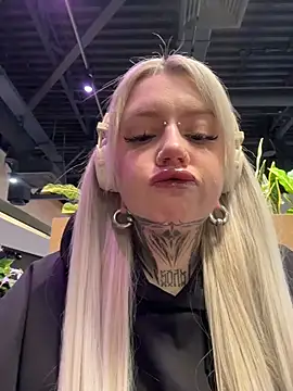 Chiibi online show from 02-10-26, 09:57