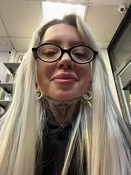 Chiibi online show from 02-26-26, 08:24