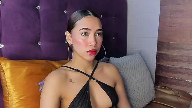 LiaHansson00 online show from 07-17-26, 04:12