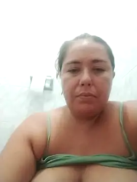 Snapshot of hot_girl_full chatting on 06-20-26, 02:03 hot girl full online show from 06-20-26, 02:03